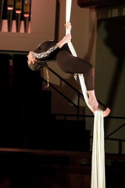 Appalachian spring, Kennedy center, performing arts, boulder philharmonic, frequent flyers, aerial dance, aerial fabric, arch