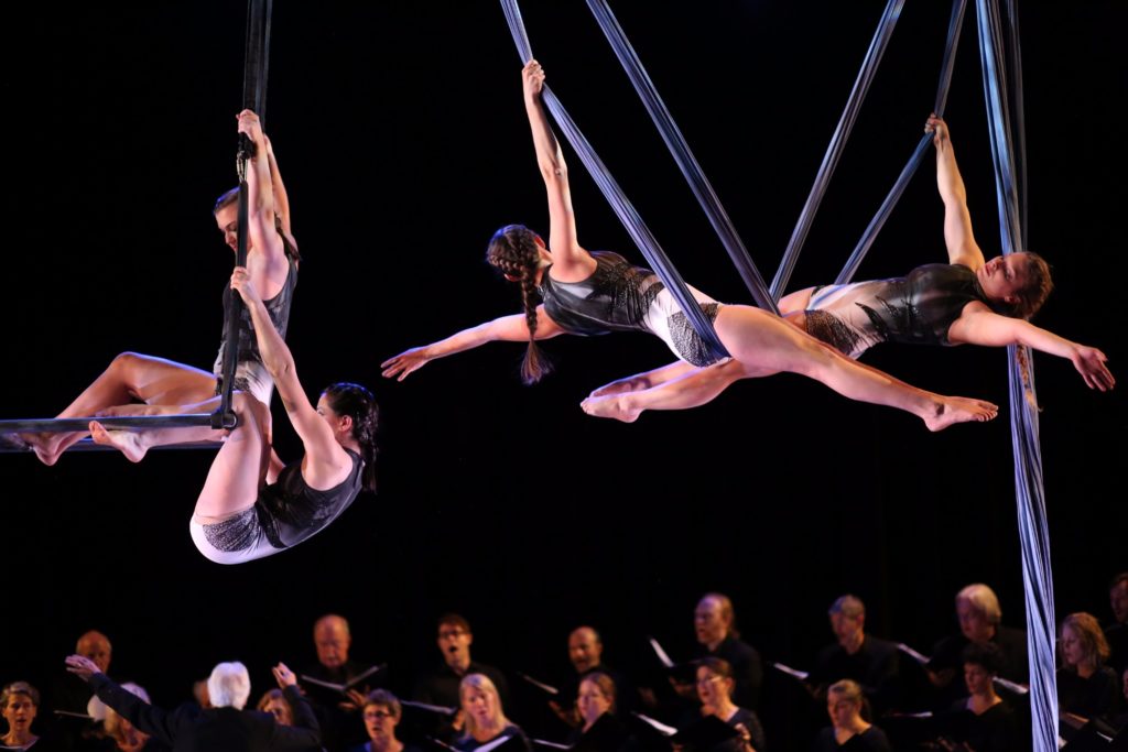 inspire, respire, music in the air, aerial wing, a capella, singers, frequent flyers, aerial dance, aerial sling