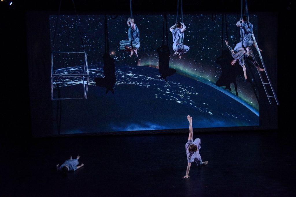 star sailors, frequent flyers, aerial dance, projection, planet earth, spansets, floor, ground, dancing, aerial ladder, aerial cube, ladder, cube